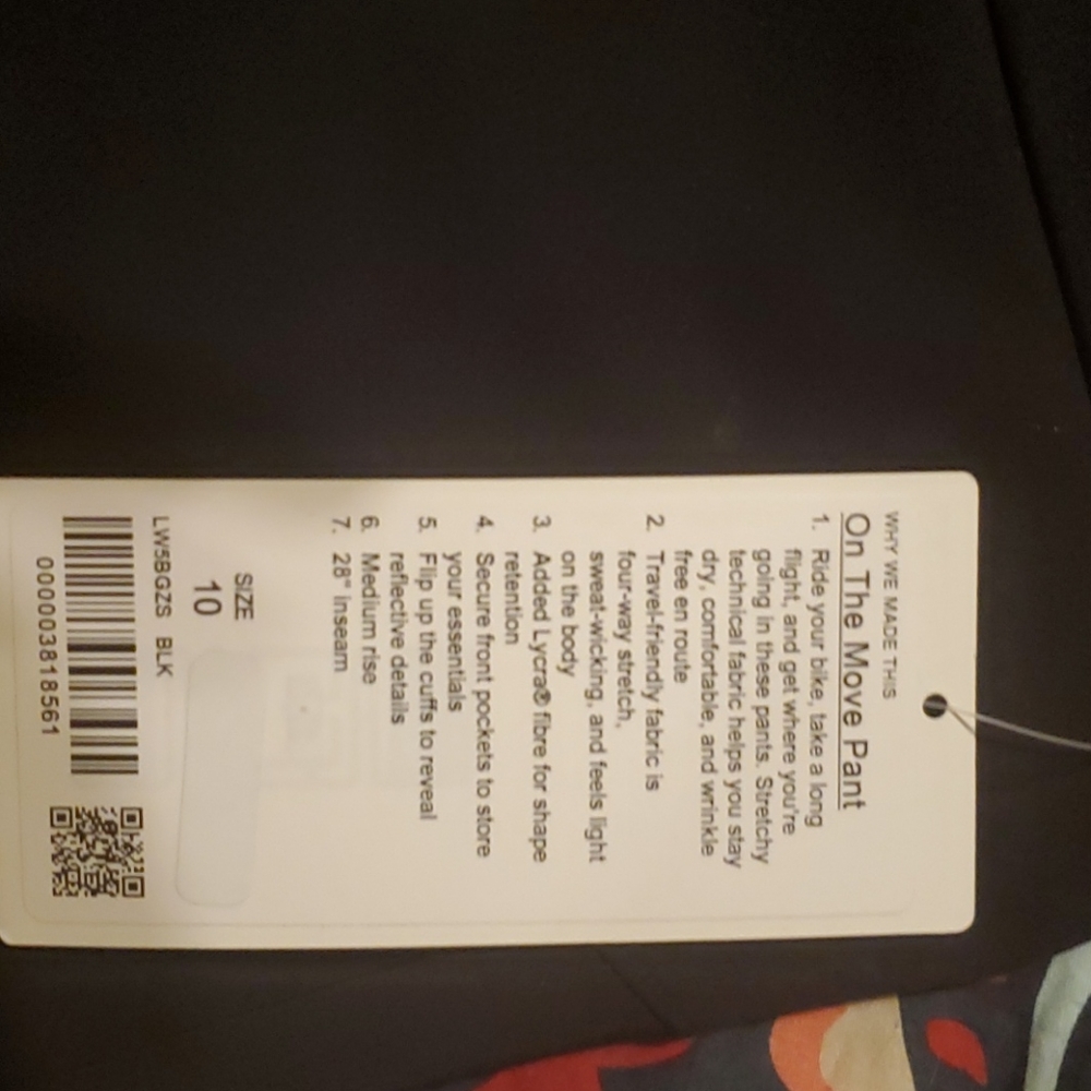 New with tags 28" inseam size 10 Lululemon On the